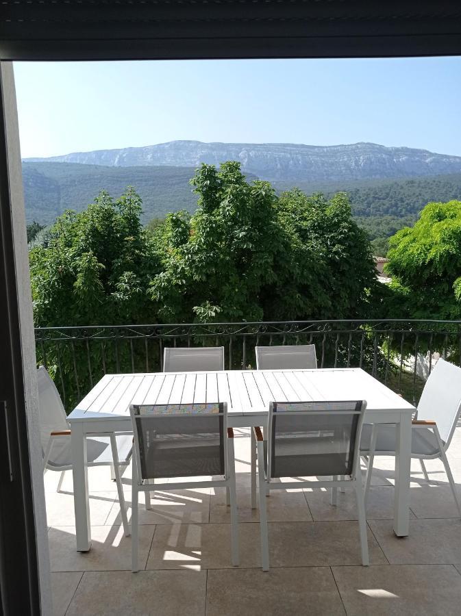 La Maison De Papou La Vigne A Nans Les Pins 83860 Kültér fotó